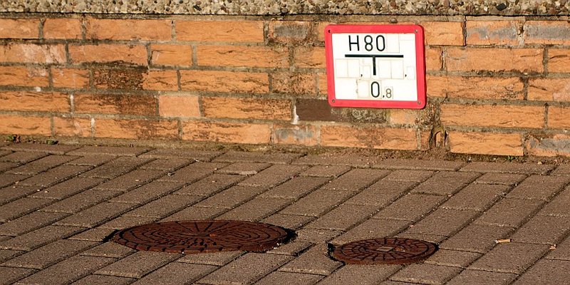 In Wangelnstedt werden Hydranten gespült