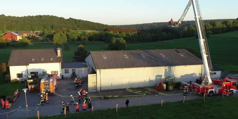 Scheunenbrand in Heinade: 90 Feuerwehrleute üben den Ernstfall