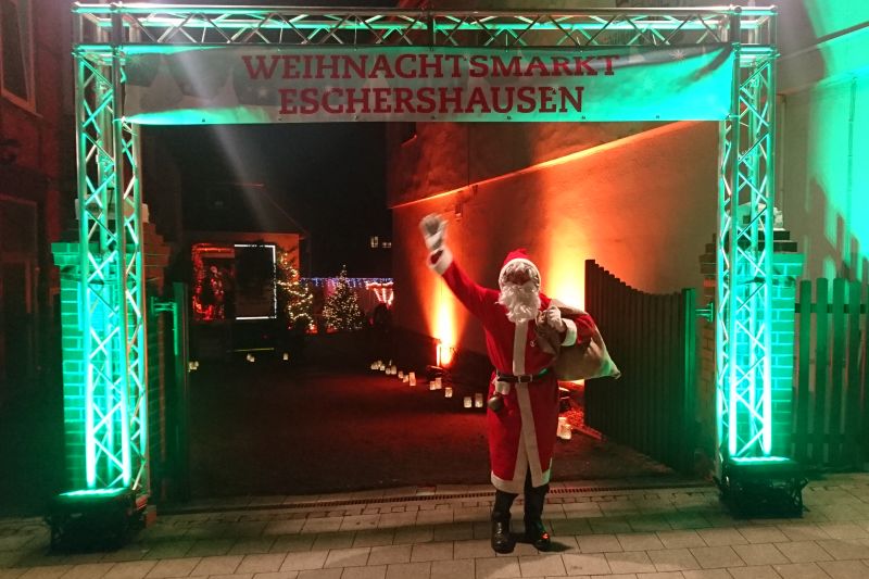 Großer Andrang beim Eschershäuser Weihnachtsmarkt 