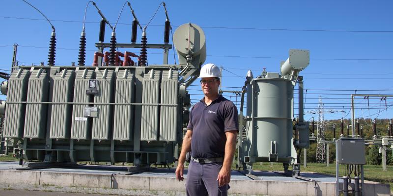 Blick hinter die Kulissen: Vom Kraftwerk bis zur Steckdose