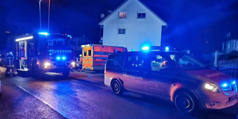 Nach Sturz in der Wohnung: Feuerwehr muss Tür öffnen