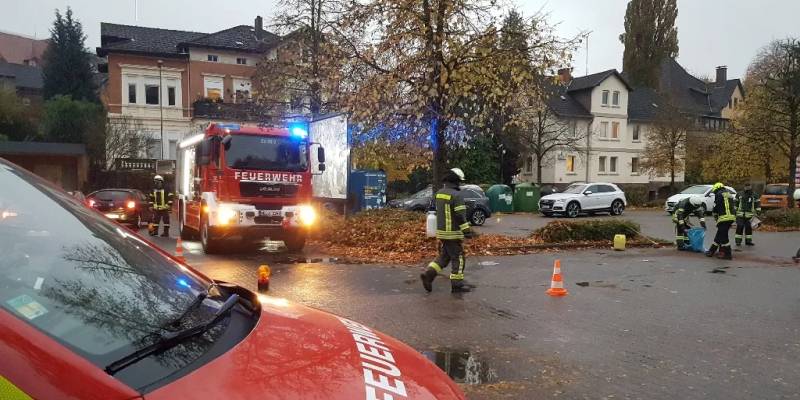 Ölspur im Feierabendverkehr