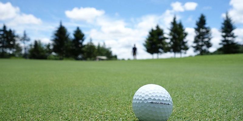 Kostenloser Golf-Schnupperkurs in Polle-Hummersen 