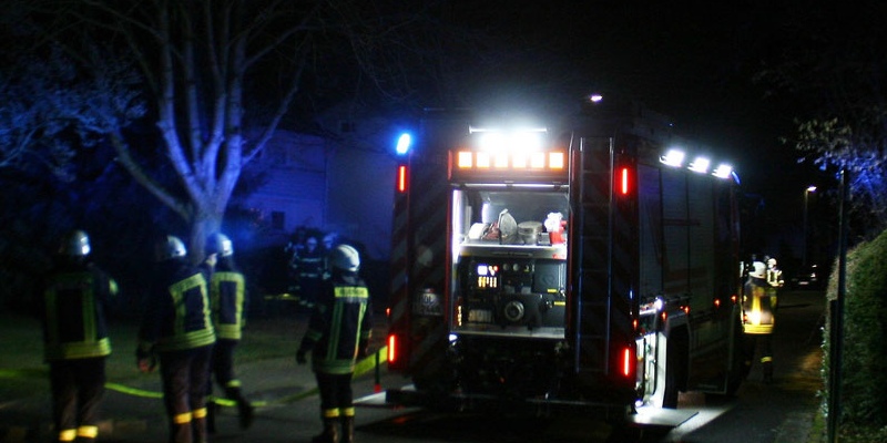 „Scherzanruf“ aus dem Kreis Höxter führt zu Großaufgebot der Einsatzkräfte im Kreis Holzminden