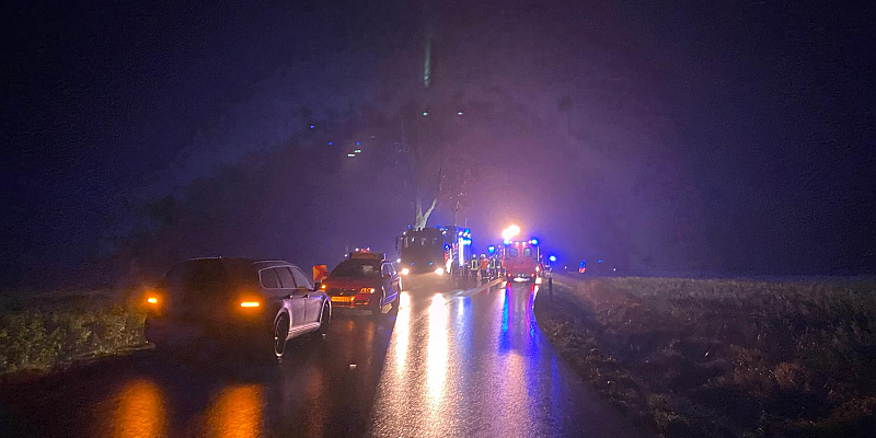 Zwischen Lüthorst und Wangelnstedt: Schwerer Verkehrsunfall überschattet frühen Dienstagabend