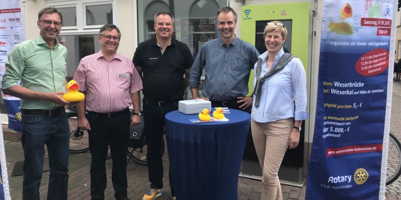 5. Holzmindener Entenrennen: Ticketverkauf läuft auf Hochtouren – Endspurt eingeläutet