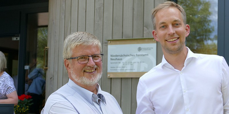 Walter Hennecke wechselt in den Ruhestand - Wolf Ebeling ist neuer Leiter im Solling-Forstamt Neuhaus