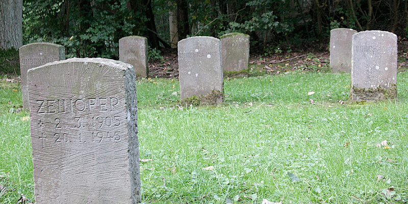 Tour der Erinnerung – Eine Wanderung entlang der Kriegsgräberstätten in Niedersachsen
