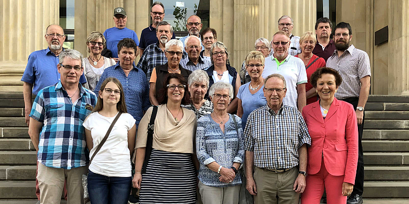 Besuch aus dem Wahlkreis: Sportschützen Delligsen-Föhrste besuchen Sabine Tippelt im Niedersächsischen Landtag