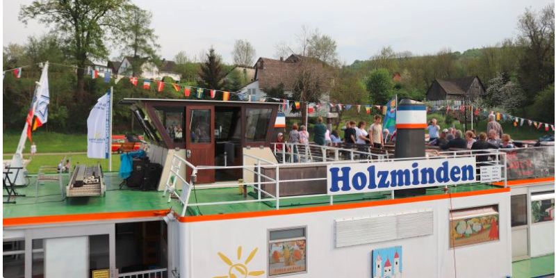Sonderfahrten Flotte Weser 2019: Fahrt von Holzminden nach Beverungen