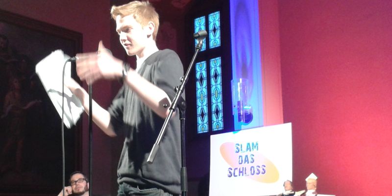 Schüler haben die Nase vorn bei SLAM DAS SCHLOSS! ’19: Slam-Poeten wünschen sich eine volle Schlosskapelle