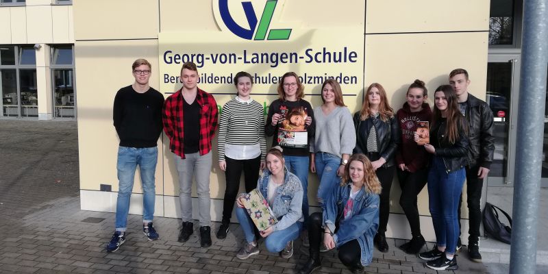 BBS Holzminden packt für Weihnachtspäckchenkonvoi