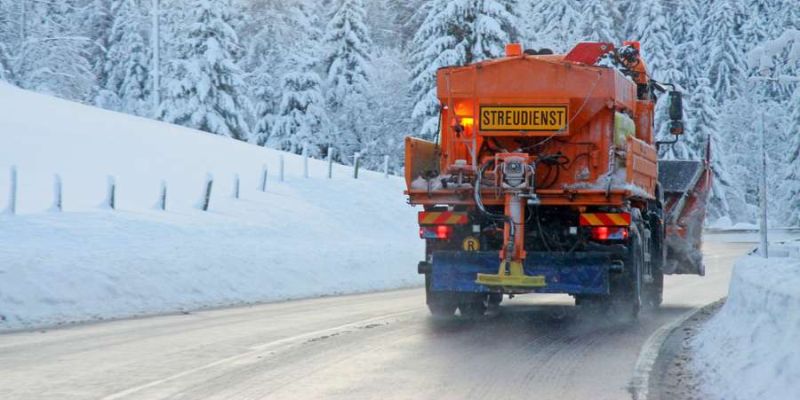 Täglicher Kampf gegen Straßenglätte: So versucht der Winterdienst, Glatteisbildung vorherzusagen