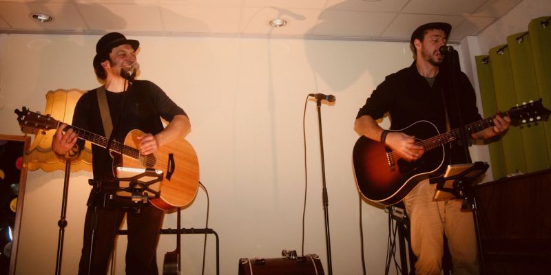 Denny und Jens begeistern im Mehrgenerationenhaus