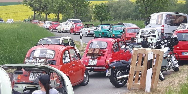 FIAT500-Treffen - Negenborn bot Bühne für kultige Oldtimer