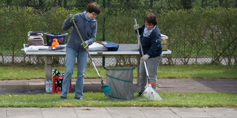 Förderverein Freibad: Arbeitseinsatz im Freibad Stadtoldendorf