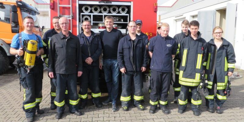 Uwe Schünemann hospitiert bei der Stiebel Eltron Werkfeuerwehr: ´Eine einsatzstarke Truppe mit einer tollen Kameradschaft´