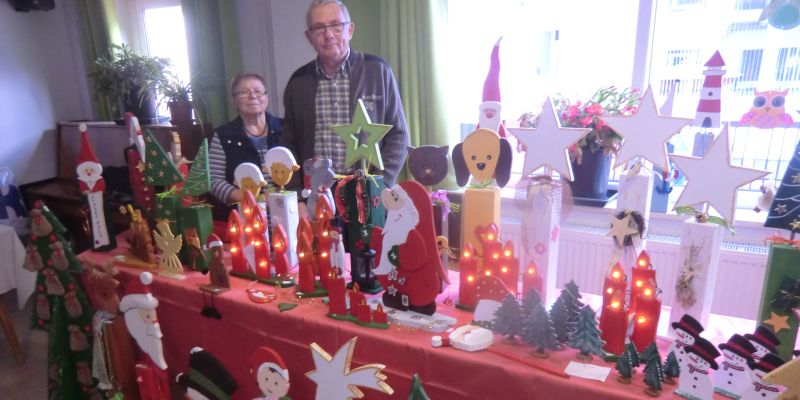 Kreativmarkt und Weihnachts-Buch-Ausstellung im Mehrgenerationenhaus