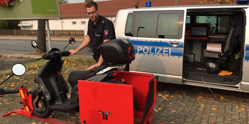 Verkehrssicherheitswoche der Polizei Holzminden - Zweiradkontrollen und Überprüfung von Überholverbotszonen