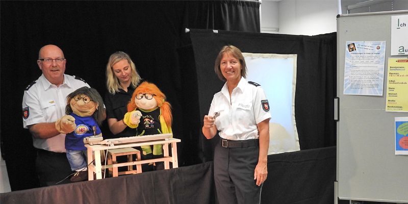 Polizei-Puppen-Bühne in der Hagentorschule Stadtoldendorf
