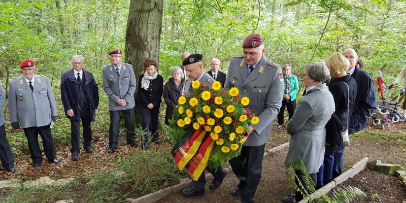 30 Jahre „Ort der Erinnerung“: Reservisten gedenken Ith-Absturzopfern