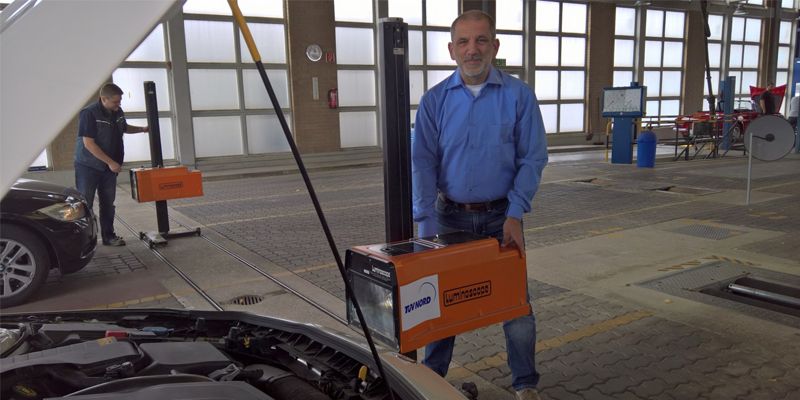 Klare Sicht durch gutes Licht: Kostenloser Lichtcheck bei TÜV NORD im Oktober