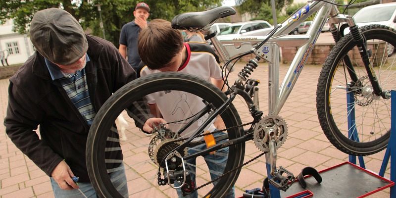 JUMO – Eine mobile Fahrradwerkstatt für Jugendliche
