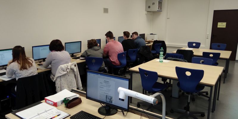 Die Digitalisierung schreitet voran - Haupt- und Realschule Eschershausen erhält neuen Computerraum