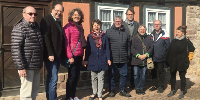 Margrit Behrens-Globisch unterstützt Dorferneuerung in Polle