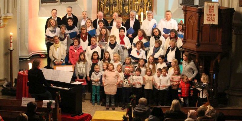 Delligser stimmen sich auf die Adventszeit ein