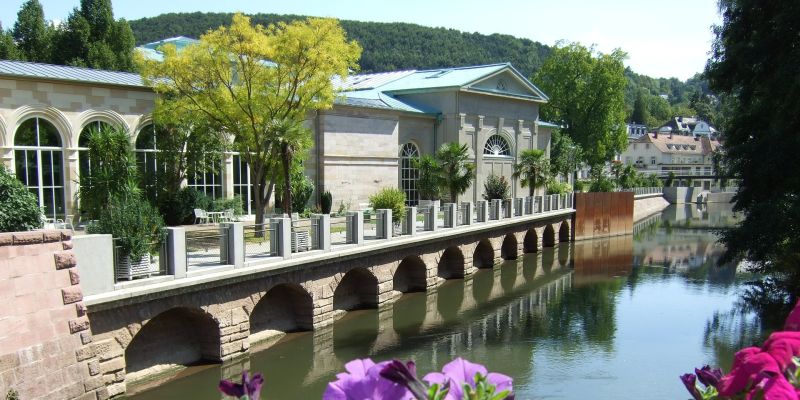 Urlaub im Wellnesshotel - DRK Weserbergland bietet Reise nach Bad Kissingen an