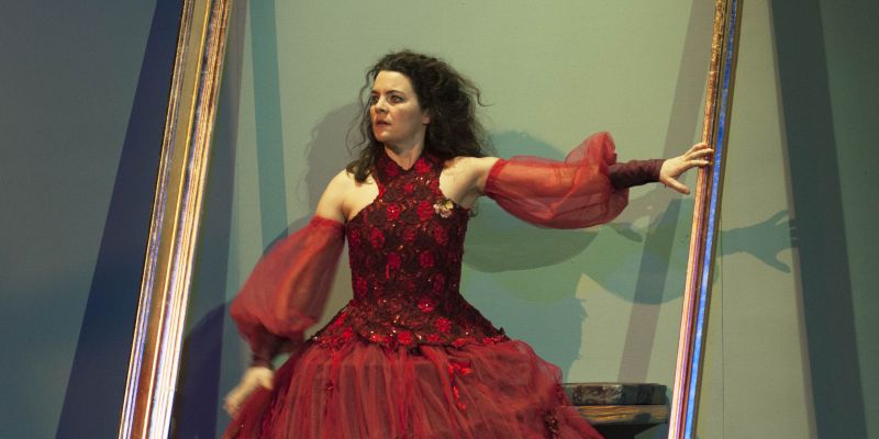 Bremer Shakespeare Company mit „Maria Stuart“ Open Air im Weserrenaissance Schloss Bevern