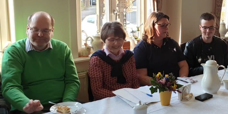 Parteilose Landratskandidatin Margrit Behrens-Globisch stellte sich in Bevern vor - Klares Nein zur AfD