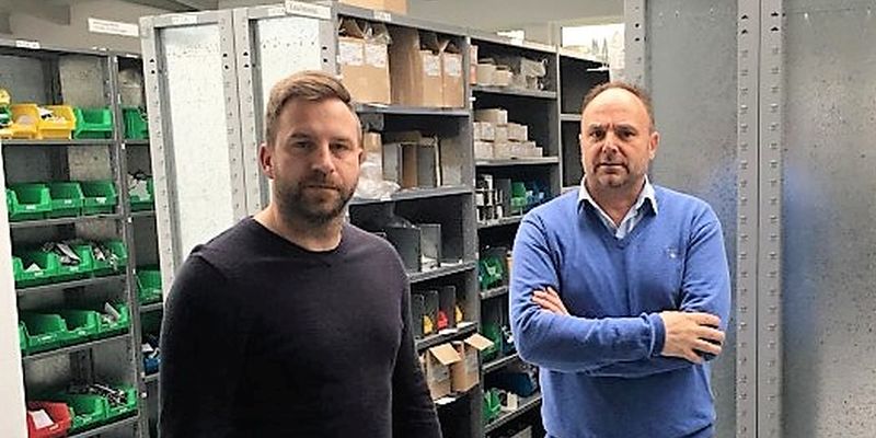 Bessere Breitbandanbindung ist unverzichtbar - Landratskandidat Michael Schünemann besucht die Firma Rathmann Elektrobau GmbH in Heinsen
