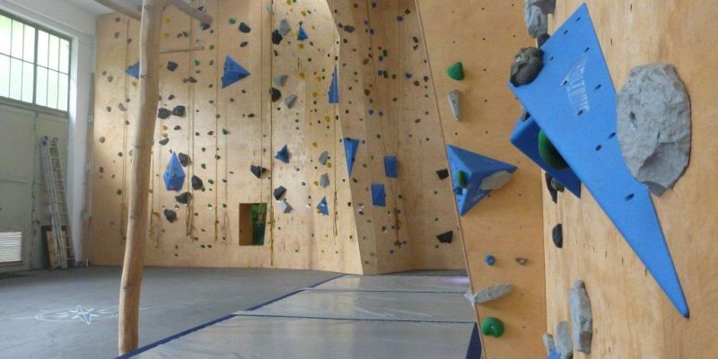 Kletterkurse der KVHS Holzminden für Eltern und Kinder sowie Anfänger