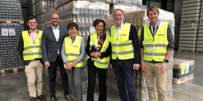 Zielgerichteter Druck, statt langweiliger Papier- oder Plastiketiketten - Europaabgeordneter Bernd Lange zu Besuch bei PSL in Hehlen