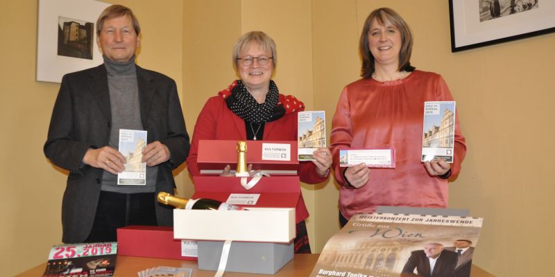Neue Optik, KULTURBOX, „Abo querbeet“ und wieder volles Programm in Bevern!  Kulturzentrum präsentiert neues Jahresprogramm „Kultur im Schloss 2019“ 