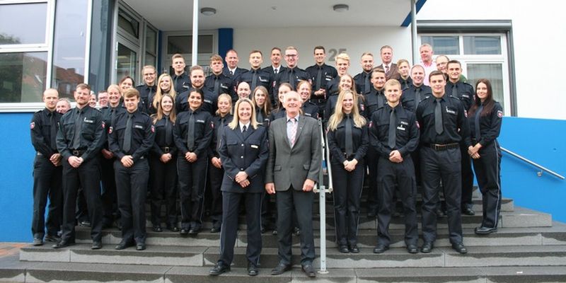 36 neue Mitarbeiterinnen und Mitarbeiter in der Polizeiinspektion Hameln-Pyrmont/Holzminden begrüßt