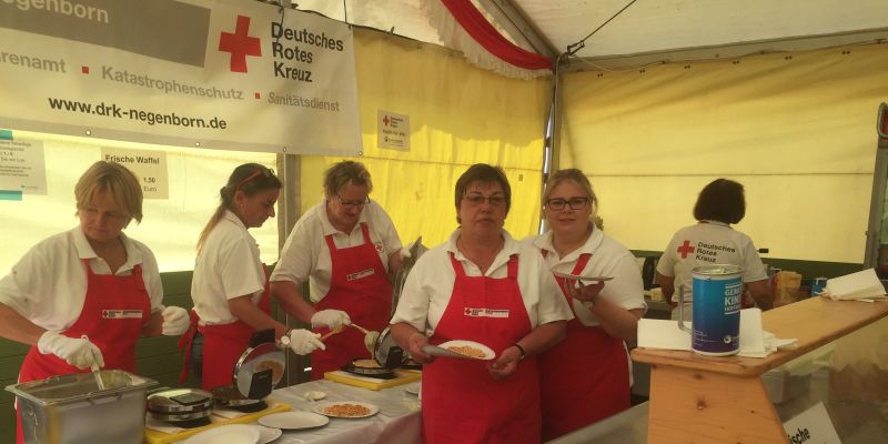 DRK-Ortsverein Negenborn spendet für die KinderKrebshilfe 