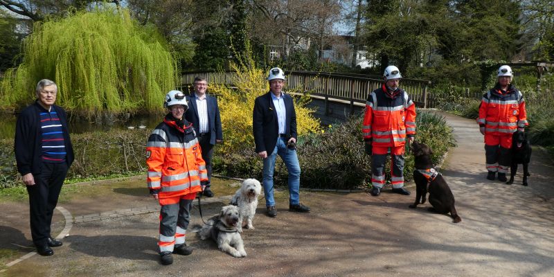 Rotary Holzminden unterstützt die Rettungshundestaffel Dreiländereck-Holzminden