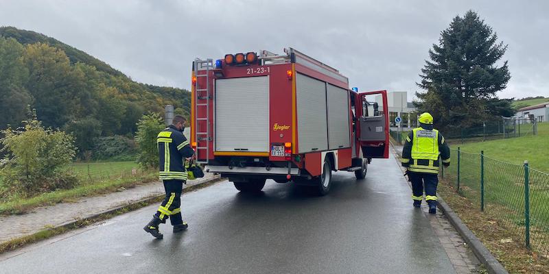 Gasgeruch in Delligsen: Feuerwehr rückt aus 